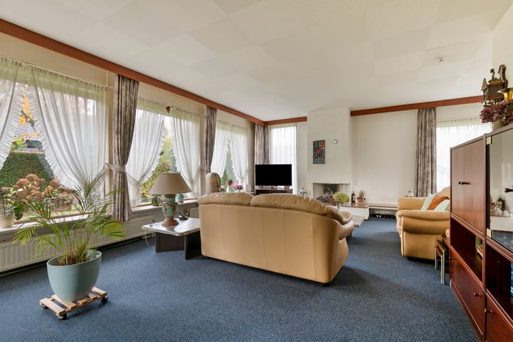 Foto 3 van Van der Duyn van Maasdamlaan 4