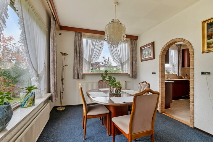 Foto 10 van Van der Duyn van Maasdamlaan 4