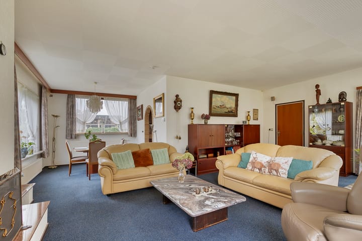 Foto 11 van Van der Duyn van Maasdamlaan 4