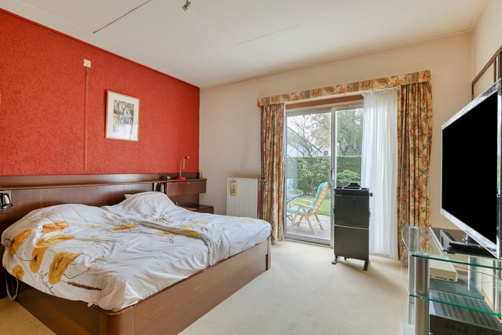 Foto 17 van Van der Duyn van Maasdamlaan 4