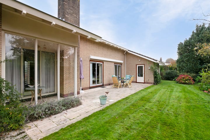 Foto 30 van Van der Duyn van Maasdamlaan 4