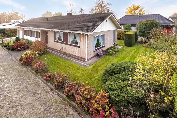 Foto 33 van Van der Duyn van Maasdamlaan 4