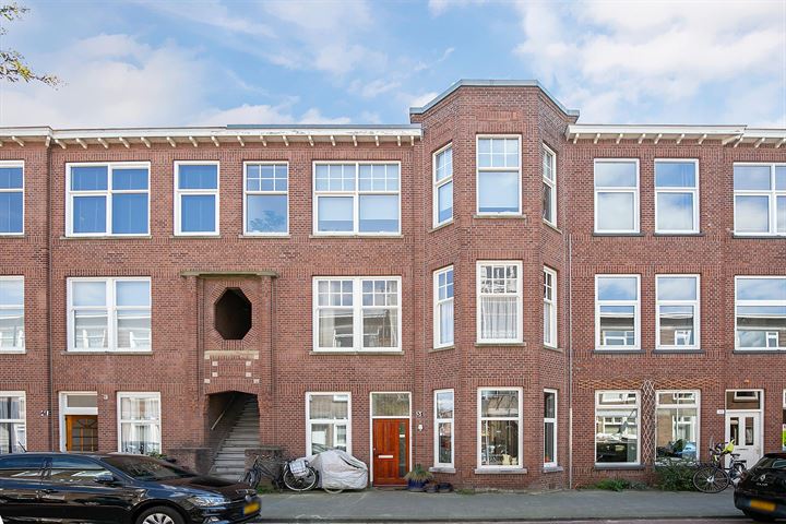 View photo 1 of Usselincxstraat 33