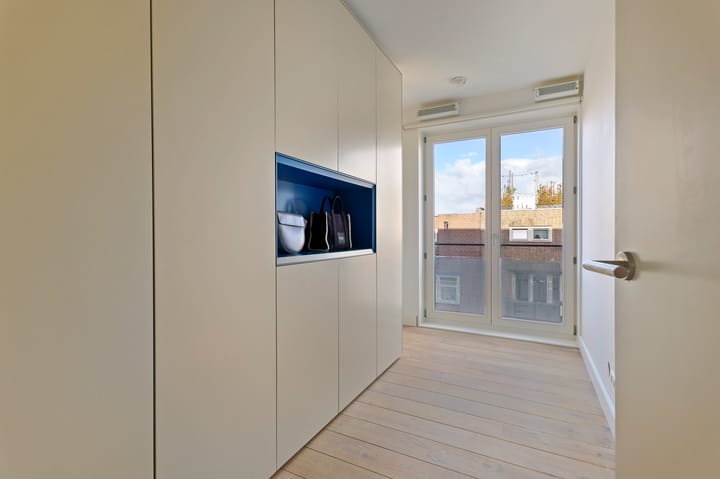 Foto 18 van Lodewijk Boisotstraat 25