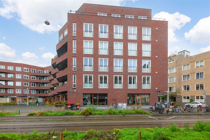 View photo 23 of Lodewijk Boisotstraat 25