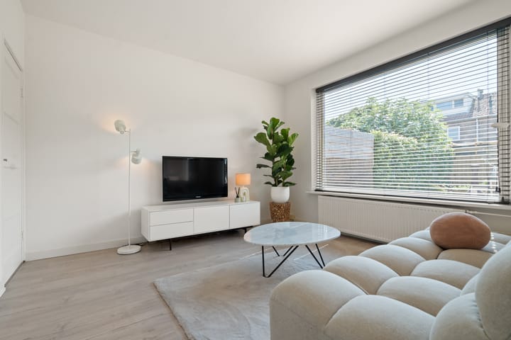 Foto 15 van Korhoenstraat 11