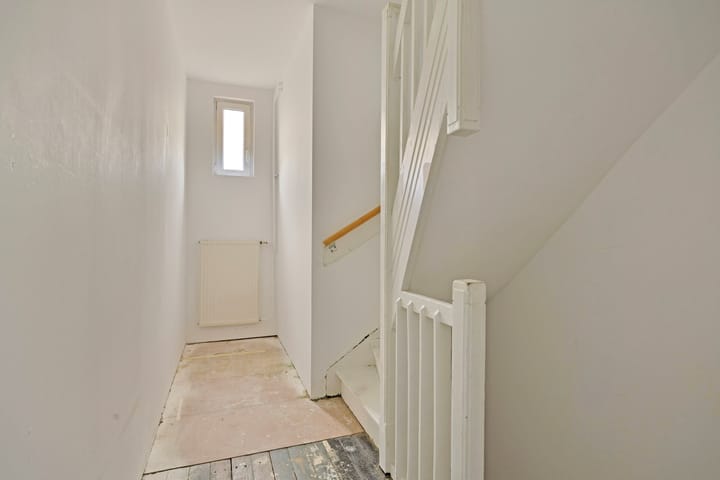 Photo 7 of Lange Hilleweg 73-C