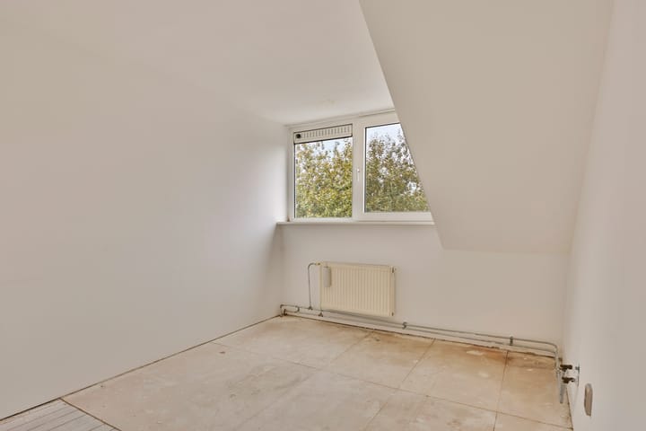 Photo 18 of Lange Hilleweg 73-C