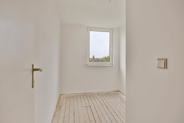 Photo 23 of Lange Hilleweg 73-C