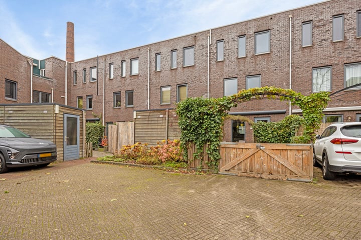 Bekijk foto 30 van Bergpoortstraat 48