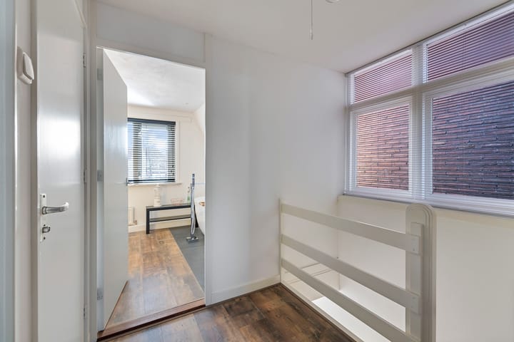 Foto 19 van Groningerstraatweg 233