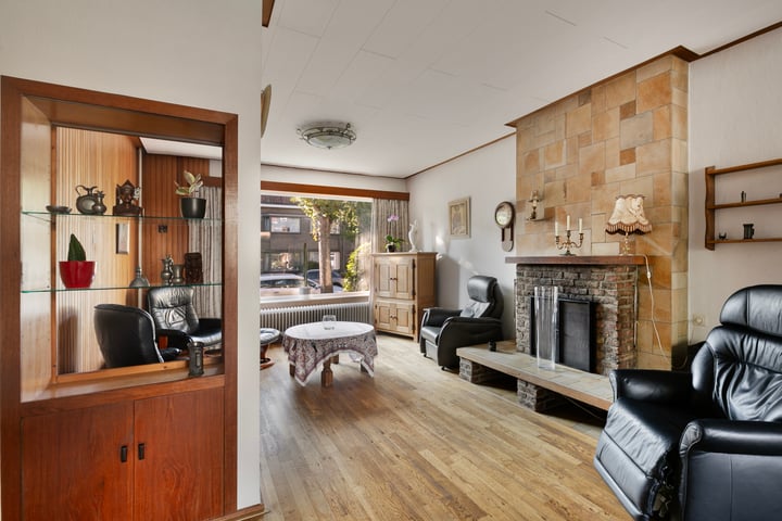 Foto 4 van Waldeck Pyrmontstraat 18