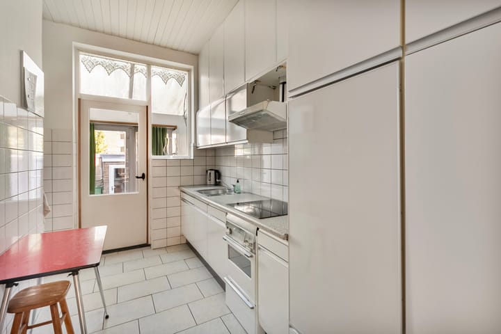 Foto 10 van Waldeck Pyrmontstraat 18