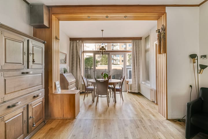 Foto 7 van Waldeck Pyrmontstraat 18