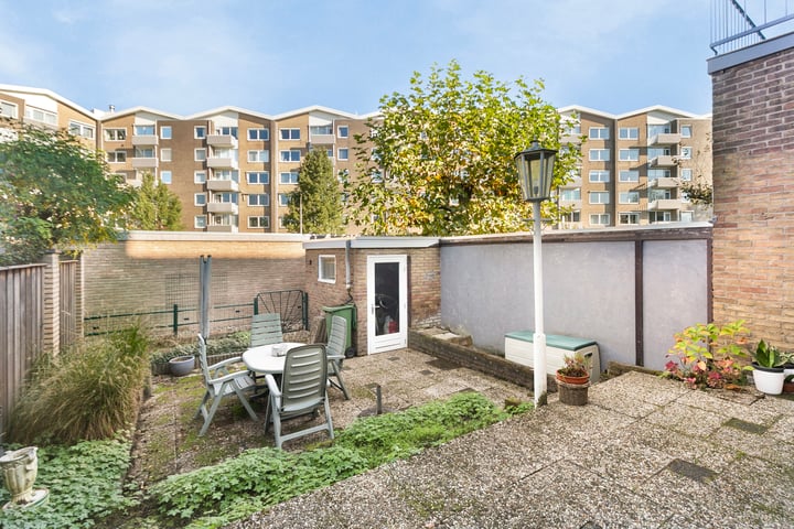 Foto 15 van Waldeck Pyrmontstraat 18
