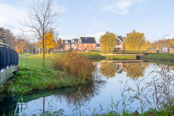 Bekijk foto 46 van Koningsboulevard 150