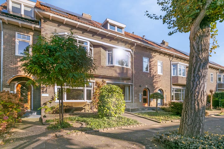 Foto 32 van Waldeck Pyrmontstraat 18