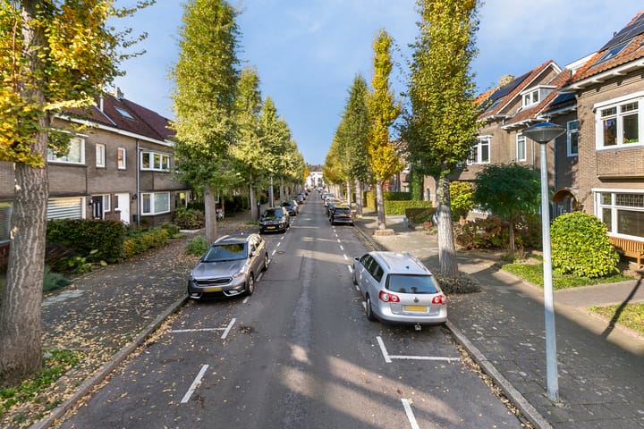 Foto 38 van Waldeck Pyrmontstraat 18