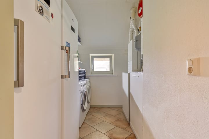 Photo 20 of Oosteinde 30