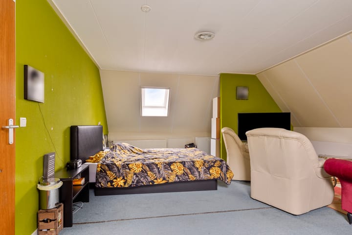 Photo 23 of Oosteinde 30