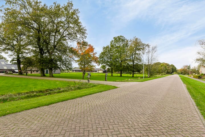 Photo 52 of Oosteinde 30