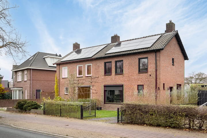 Photo 1 of Bergstraat 3