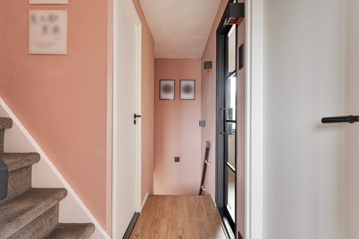 Photo 13 of Bergstraat 3