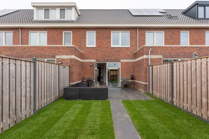 Foto 24 van Rooseveltstraat 52