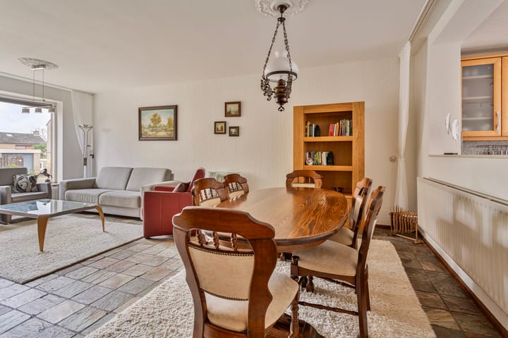 Foto 3 van Burg Maenenstraat 55