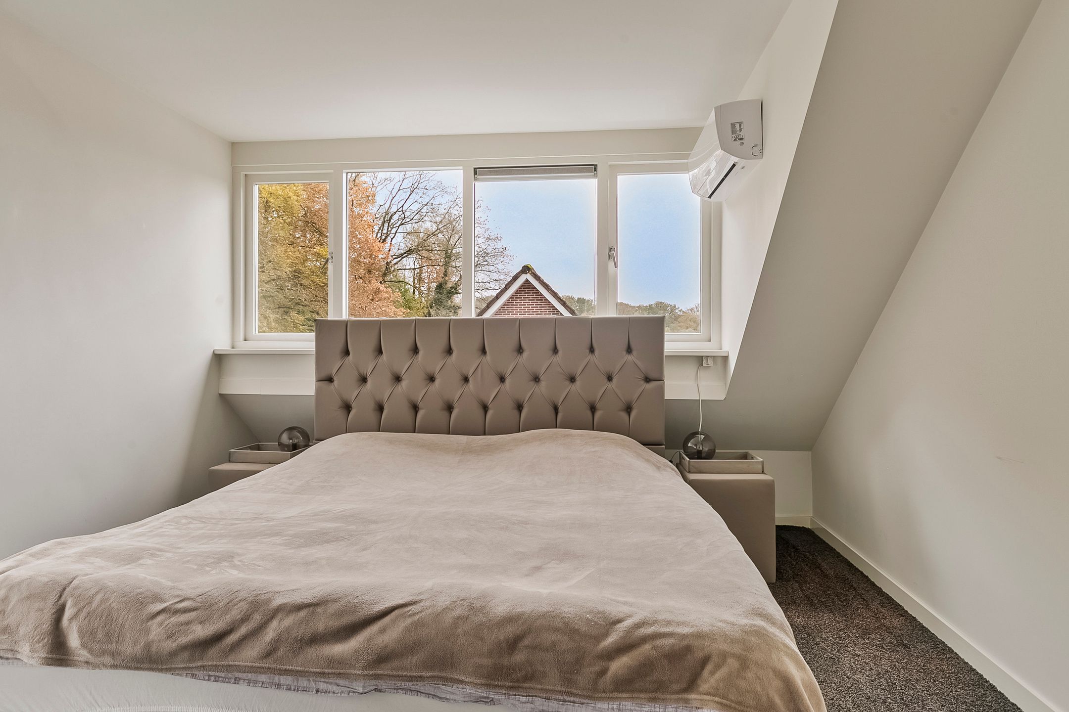 Foto 18 van Papegaaiweg 19