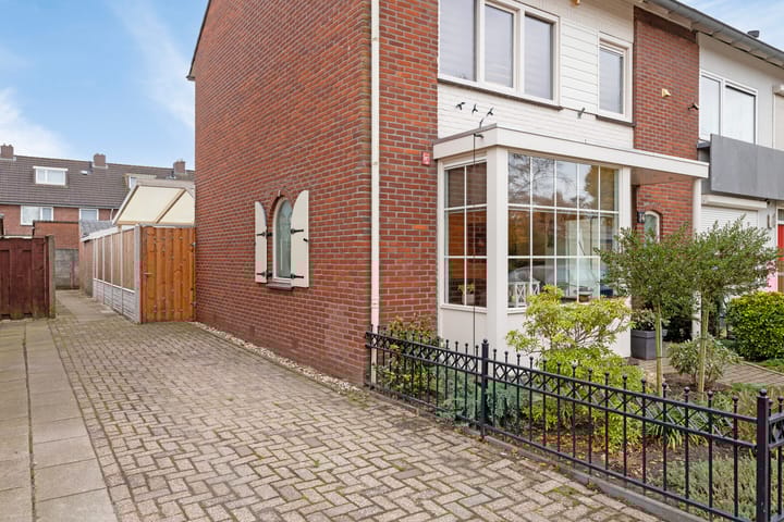 Foto 10 van Leliestraat 14