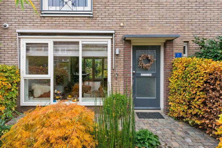 Bekijk foto 3 van Megenstraat 28