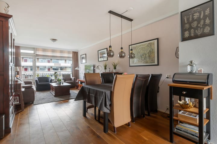 Foto 11 van Jan Ligthartlaan 111