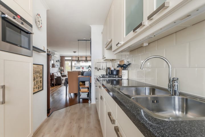 Foto 21 van Jan Ligthartlaan 111