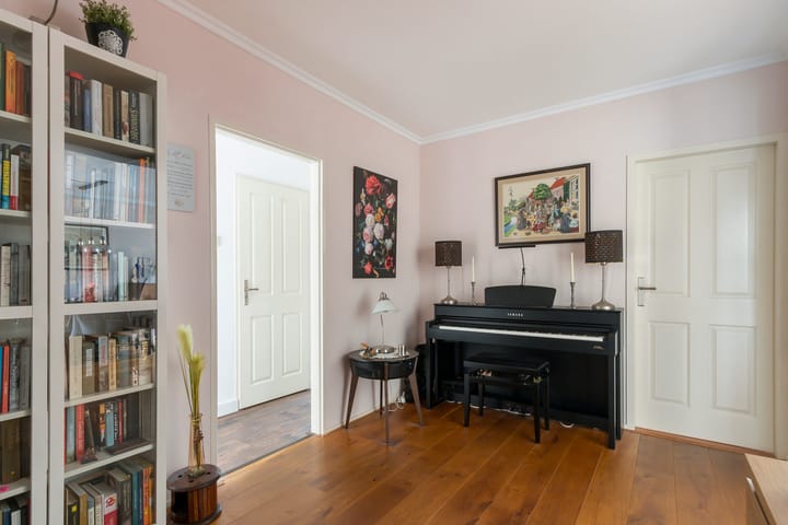 Foto 24 van Jan Ligthartlaan 111