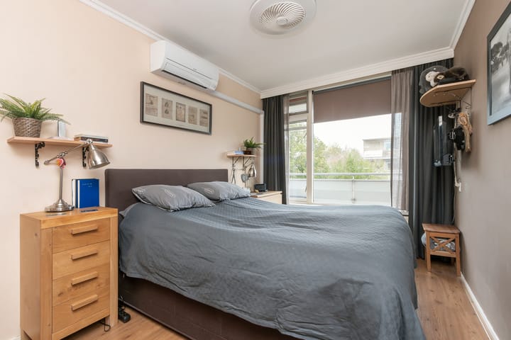 Foto 27 van Jan Ligthartlaan 111