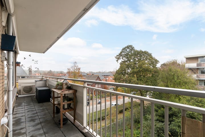 Foto 33 van Jan Ligthartlaan 111