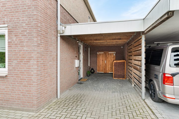 Foto 6 van Wim van Eststraat 12