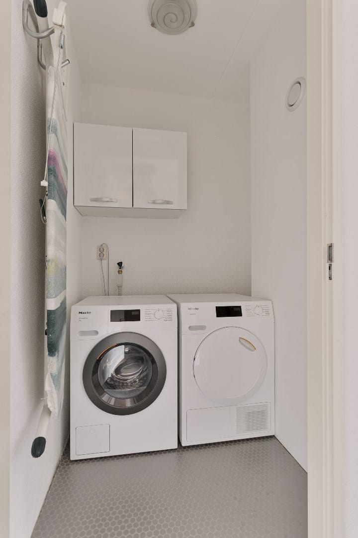 Foto 28 van Wim van Eststraat 12