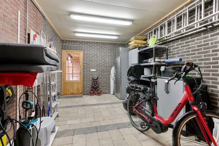 Foto 29 van Wim van Eststraat 12