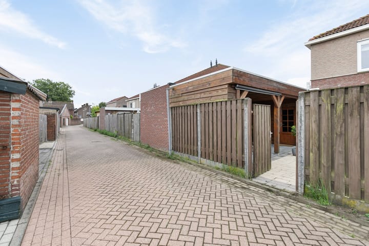 Foto 33 van Wim van Eststraat 12