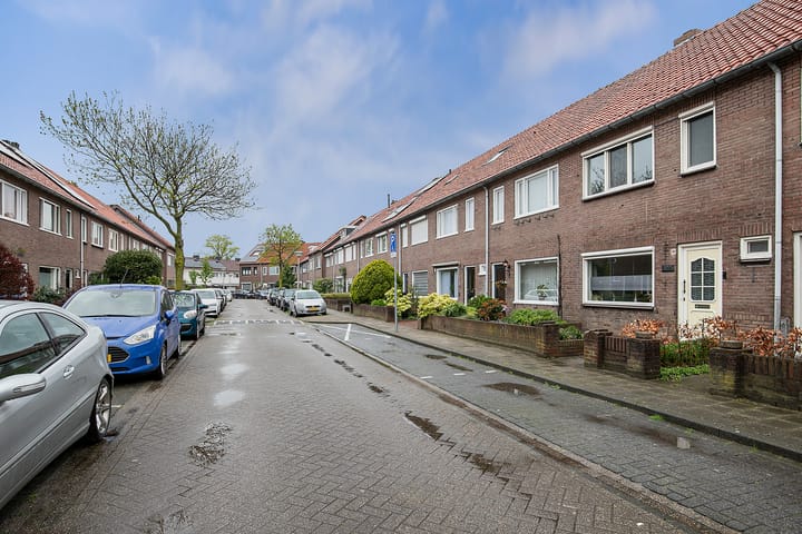 Foto 37 van Steenbergenstraat 23