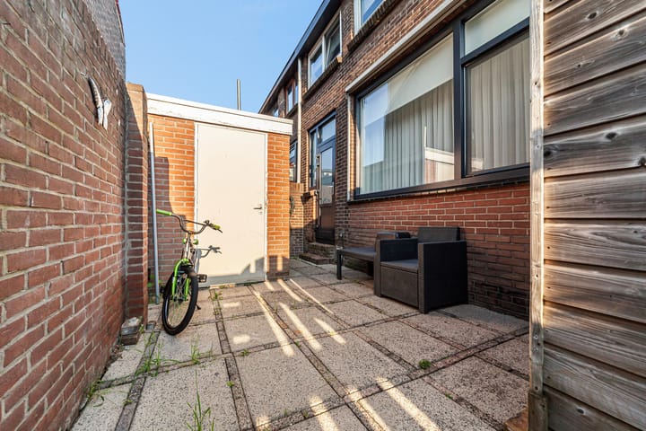 Foto 16 van Merwedestraat 151