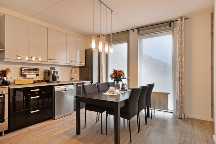 Foto 12 van Hertgang 86