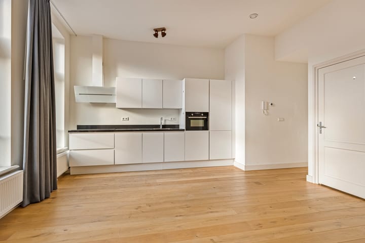 Photo 2 of Westerkade 20-A