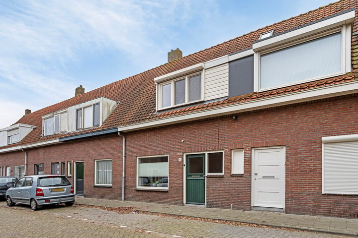 View photo 38 of Bilderdijkstraat 44