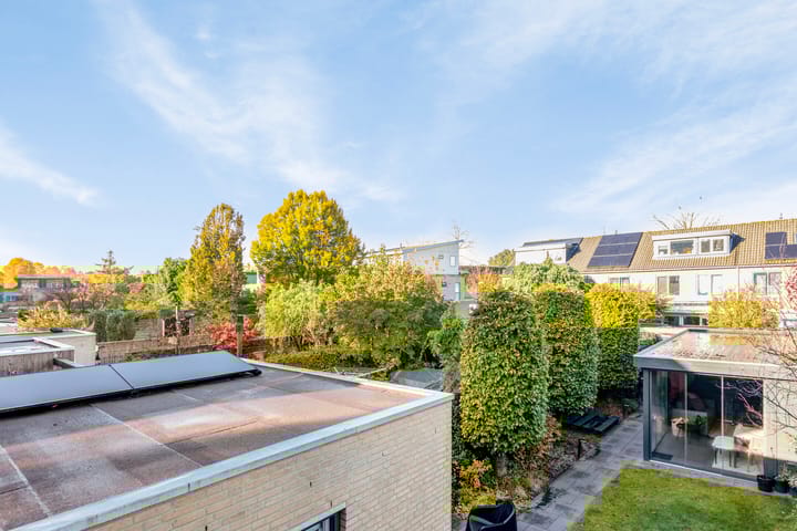 Foto 49 van Marcel Breuererf 25