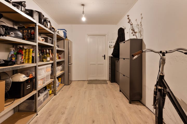 Foto 52 van Marcel Breuererf 25