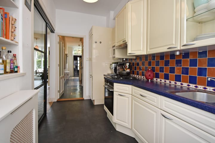 Photo 16 of Alexanderlaan 9