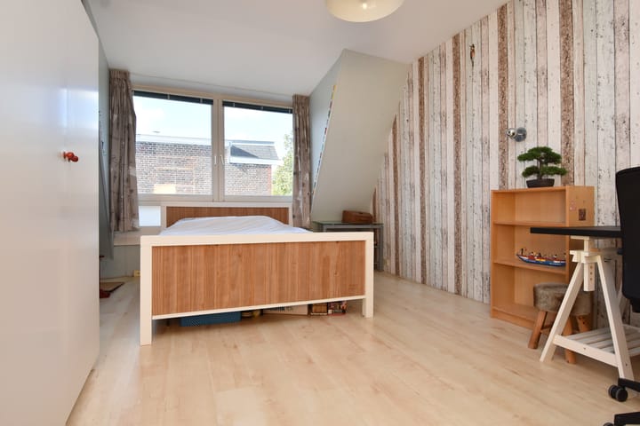 Photo 34 of Alexanderlaan 9